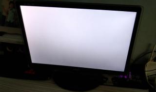 我电脑放了是白屏了怎么回事